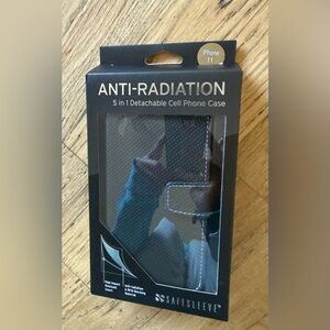 SafeSleeve Anti-Radiation and RFID Blocking Detachable IPHONE CASE for iPhone 11